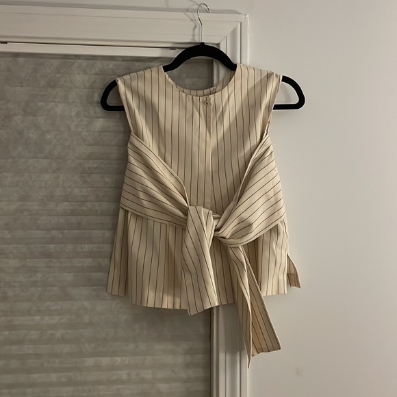 KBF size one blouse / tank - Picture 2 of 2